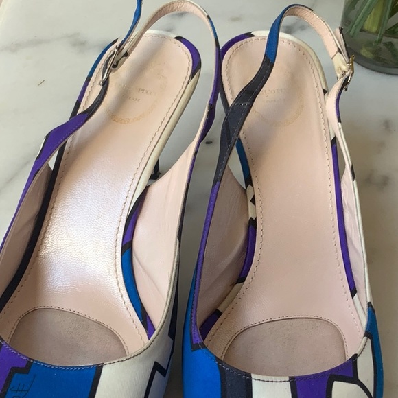 Emilio Pucci Satin Slingback Sandals 40 run large - Picture 8 of 8